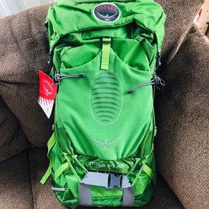 NWT Osprey Atmos 50 AG Absinthe Green Medium
